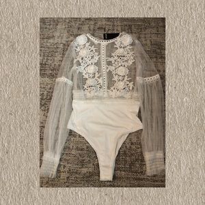🤍 Nasty Gal White Laced Bodysuit 🤍